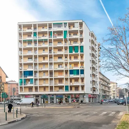 Rebaudengo Budget Studio Apartment Turin